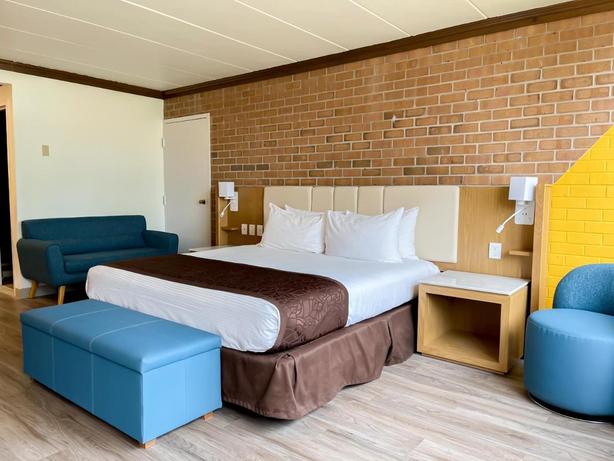 The Lodge Luxury Resort At Лейк Хармъни Екстериор снимка